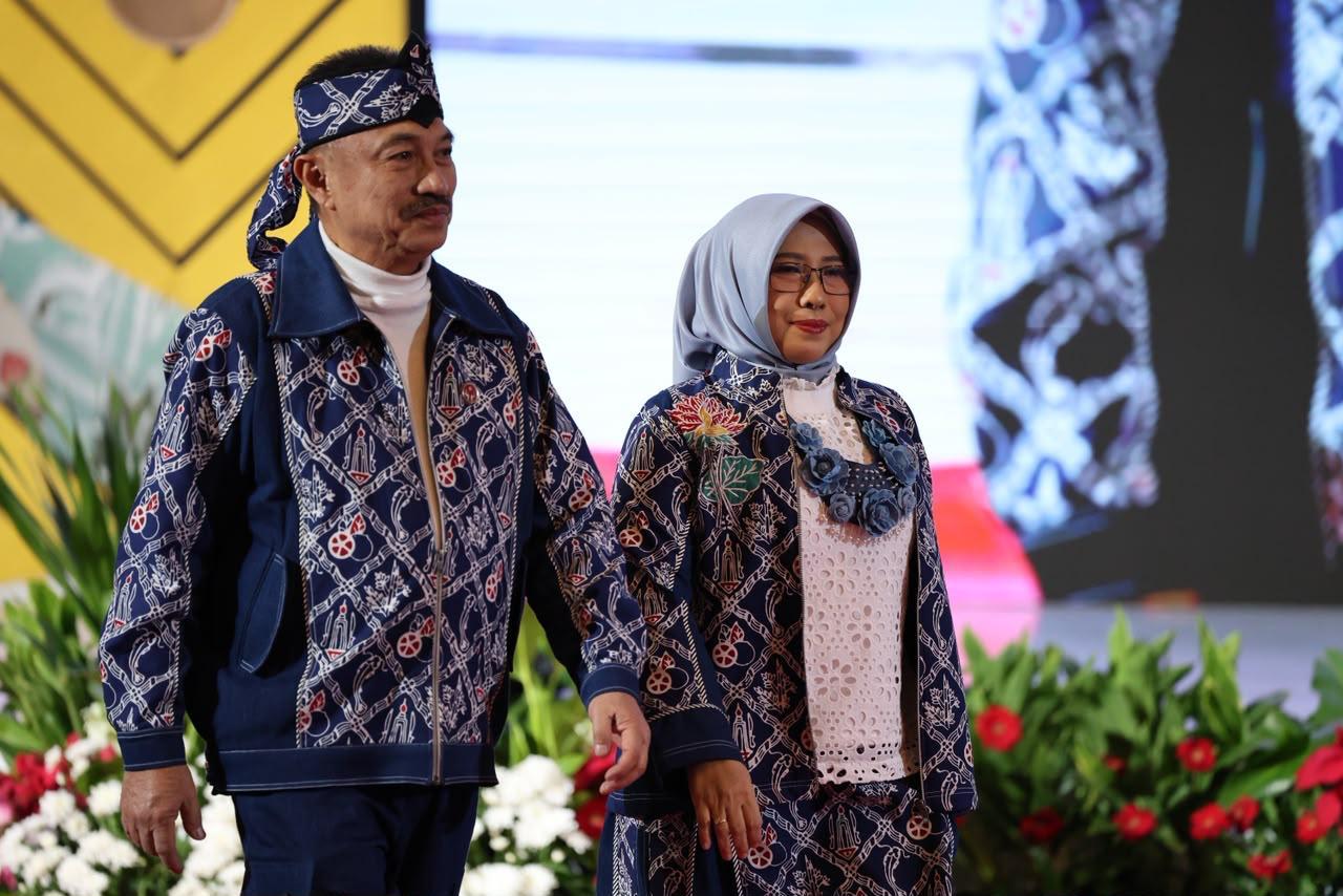 Kota Bekasi Raih Juara Fashion Show PKJB 2026 di Sunda Karsa Fest